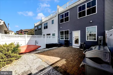 Exterior - 1310 Marsalis Pl, Frederick, MD 21702 photo 6 of 13