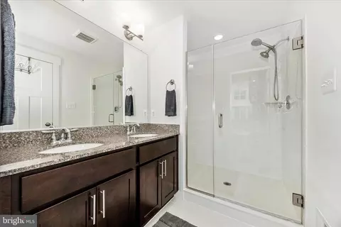 Bath - 1310 Marsalis Pl, Frederick, MD 21702 photo 1 of 4