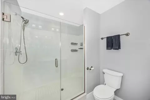 Bath - 1310 Marsalis Pl, Frederick, MD 21702 photo 4 of 4