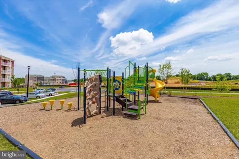 View/Area - 1310 Marsalis Pl, Frederick, MD 21702 photo 3 of 3