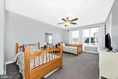 Bedroom - 1310 Marsalis Pl, Frederick, MD 21702 photo 6 of 7