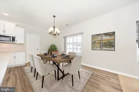 2805 Hillfield Dr, Frederick, MD 21702 photo 5