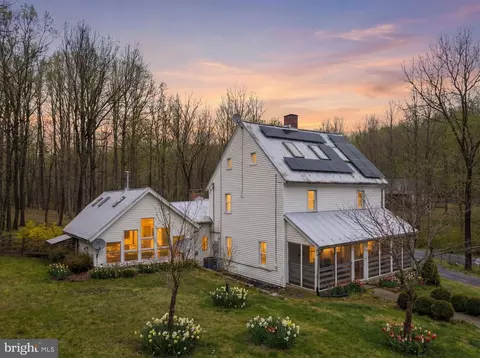 7456 Eylers Valley Flint Rd, Thurmont, MD 21788