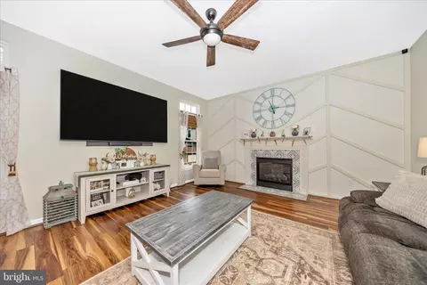 Living - 2033 Burnside Dr, Frederick, MD 21702 photo 1 of 1