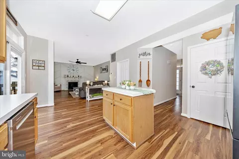 Entry Way - 2033 Burnside Dr, Frederick, MD 21702 photo 3 of 8