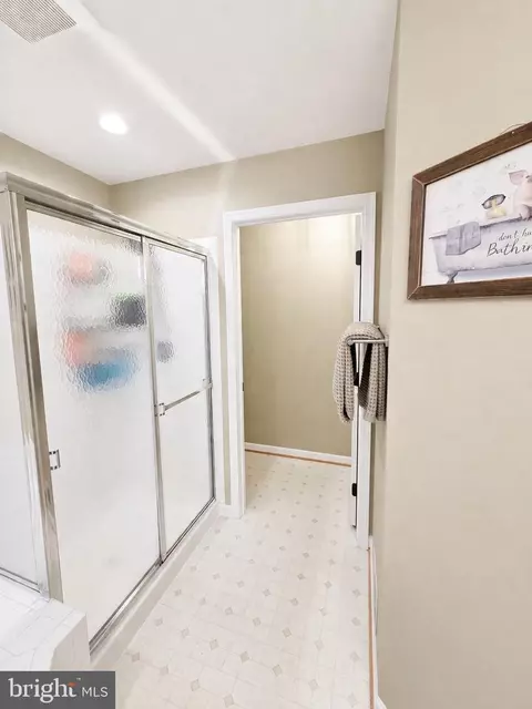 Entry Way - 2033 Burnside Dr, Frederick, MD 21702 photo 7 of 8