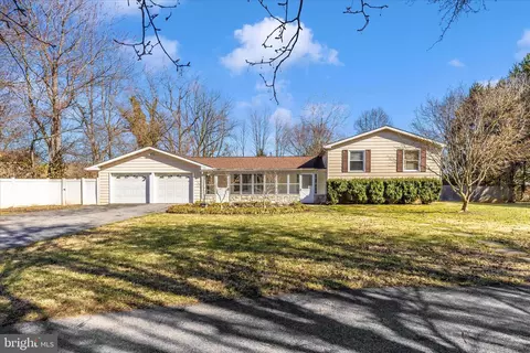 3493 Augusta Dr, Ijamsville, MD 21754
