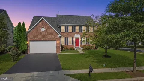 9102 Seward St, Frederick, MD 21704