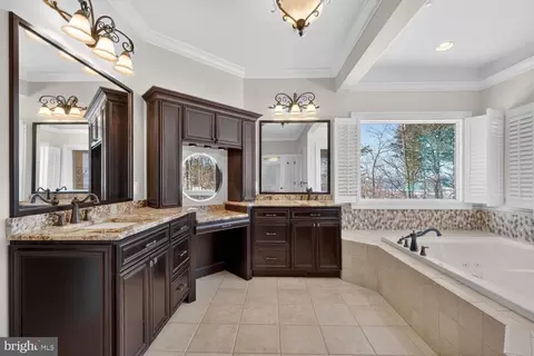 Bath - 4803 Smokey Ct, Frederick, MD 21702 photo 2 of 14