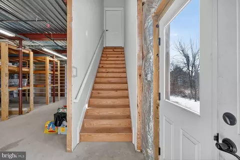 Entry Way - 4803 Smokey Ct, Frederick, MD 21702 photo 15 of 20