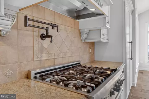 Kitchen - 4803 Smokey Ct, Frederick, MD 21702 photo 8 of 16