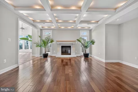 Living - 4803 Smokey Ct, Frederick, MD 21702 photo 2 of 5