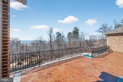 Exterior - 4803 Smokey Ct, Frederick, MD 21702 photo 16 of 30
