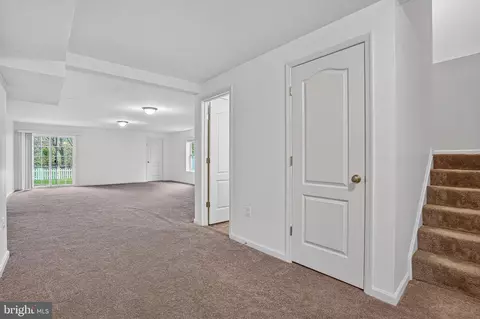 Entry Way - 1925 Washburn Ct, Frederick, MD 21702 photo 8 of 9