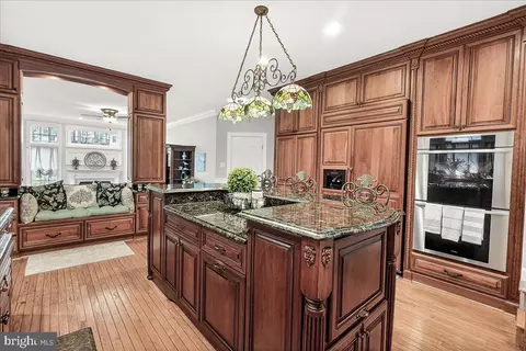 Kitchen - 6434 Bellevue Pl, Frederick, MD 21701 photo 2 of 6