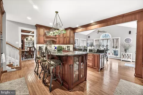 Kitchen - 6434 Bellevue Pl, Frederick, MD 21701 photo 4 of 6