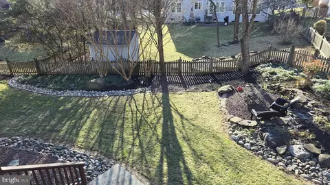 Exterior - 6434 Bellevue Pl, Frederick, MD 21701 photo 14 of 23