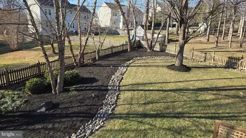 Exterior - 6434 Bellevue Pl, Frederick, MD 21701 photo 15 of 23