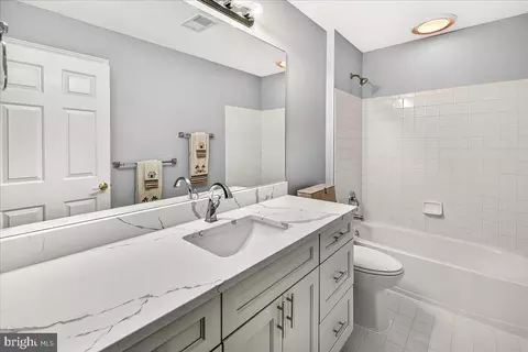 Bath - 6434 Bellevue Pl, Frederick, MD 21701 photo 4 of 6
