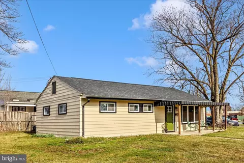 301 Redwood Ave, Frederick, MD 21701 photo 4