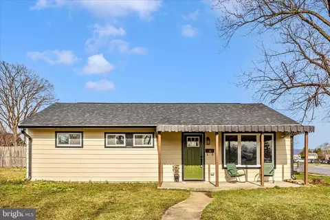 301 Redwood Ave, Frederick, MD 21701 photo 2