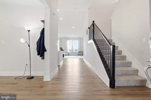 Entry Way - 1324 Boundary Peak Ter, Frederick, MD 21702 photo 5 of 10