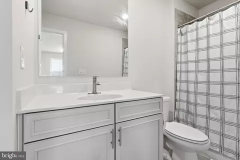 Bath - 1324 Boundary Peak Ter, Frederick, MD 21702 photo 1 of 2