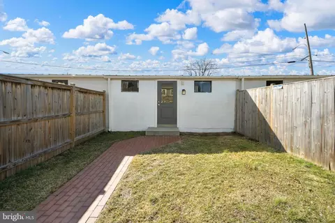 Exterior - 224 E 6th St, Frederick, MD 21701 photo 11 of 12
