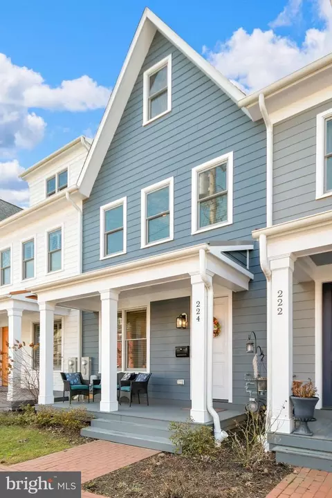 Exterior - 224 E 6th St, Frederick, MD 21701 photo 5 of 12