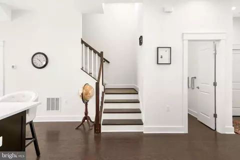 Entry Way - 224 E 6th St, Frederick, MD 21701 photo 15 of 26