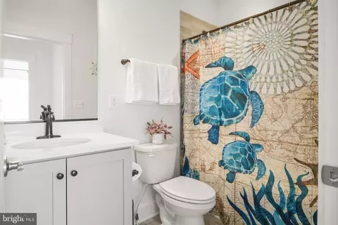 Bath - 224 E 6th St, Frederick, MD 21701 photo 2 of 4