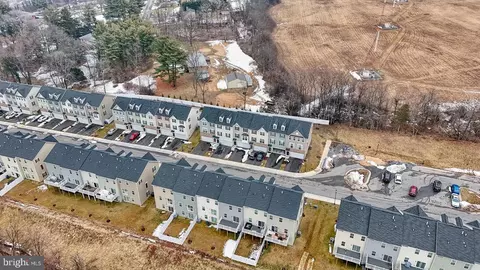 336 Paca Gardens Ln, Frederick, MD 21703 photo 9