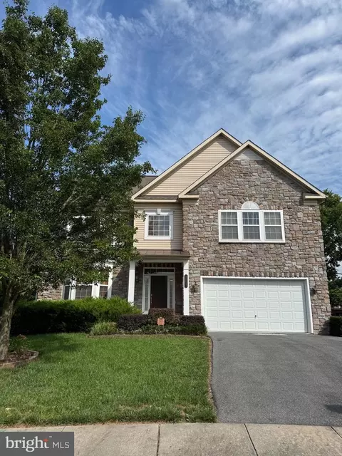 Exterior - 1501 Mohican Ct, Frederick, MD 21701 photo 4 of 15