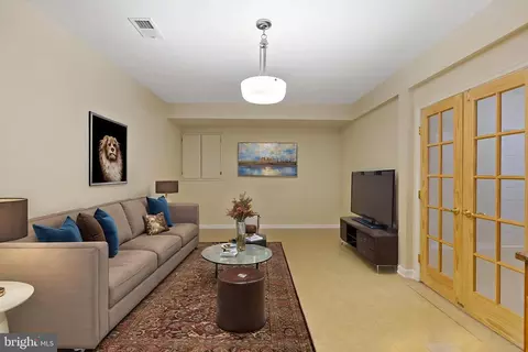 Living - 1501 Mohican Ct, Frederick, MD 21701 photo 12 of 14