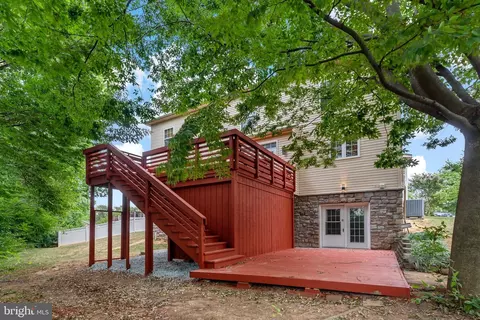 Exterior - 1501 Mohican Ct, Frederick, MD 21701 photo 7 of 15