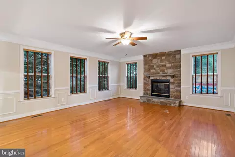 Living - 1501 Mohican Ct, Frederick, MD 21701 photo 8 of 14