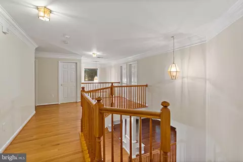 Entry Way - 1501 Mohican Ct, Frederick, MD 21701 photo 5 of 10