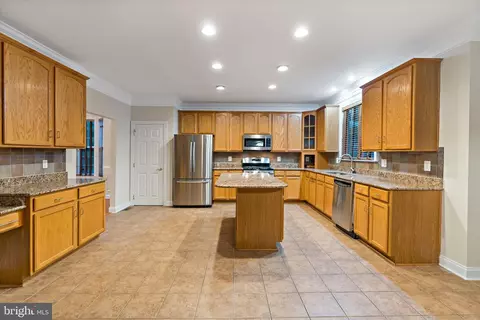 Kitchen - 1501 Mohican Ct, Frederick, MD 21701 photo 2 of 9