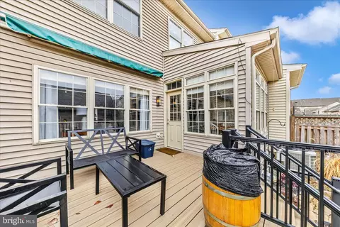 Exterior - 2205 Garden Ln, Frederick, MD 21701 photo 9 of 9