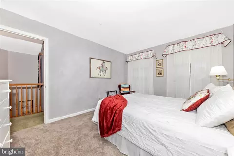 Bedroom - 2205 Garden Ln, Frederick, MD 21701 photo 5 of 7