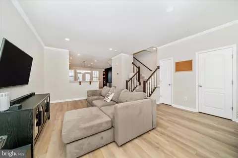Entry Way - 1835 Jameson Dr, Frederick, MD 21702 photo 4 of 9