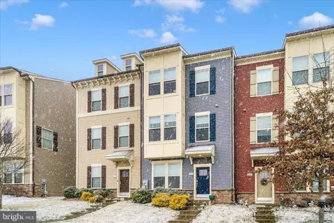 Exterior - 1835 Jameson Dr, Frederick, MD 21702 photo 8 of 10