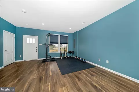 Entry Way - 1835 Jameson Dr, Frederick, MD 21702 photo 2 of 9