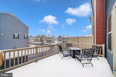 Exterior - 1835 Jameson Dr, Frederick, MD 21702 photo 2 of 10