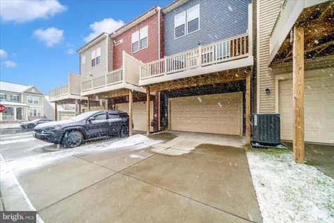 Exterior - 1835 Jameson Dr, Frederick, MD 21702 photo 5 of 10