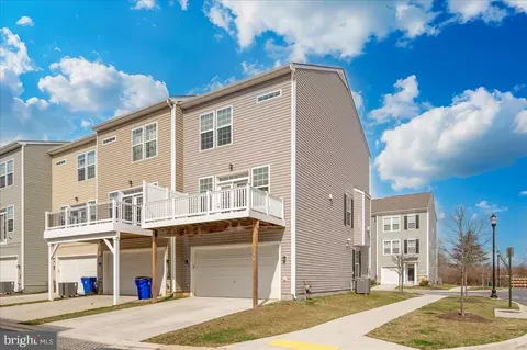 Exterior - 324 Spring Bank Way, Frederick, MD 21701 photo 2 of 3