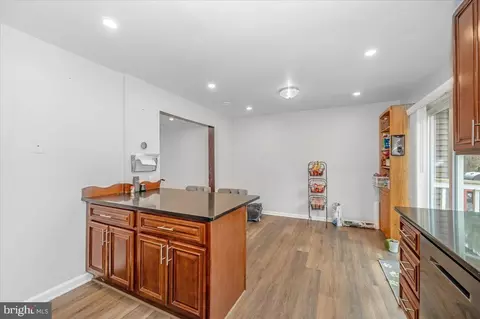 Entry Way - 1864 Murdock Ct, Frederick, MD 21702 photo 4 of 7