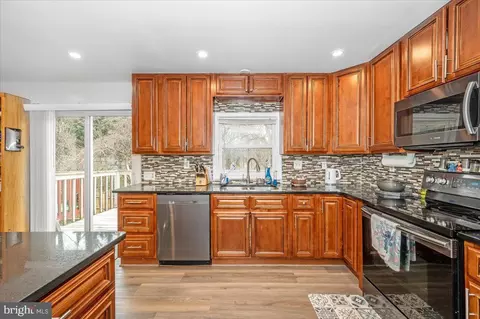 Kitchen - 1864 Murdock Ct, Frederick, MD 21702 photo 6 of 6