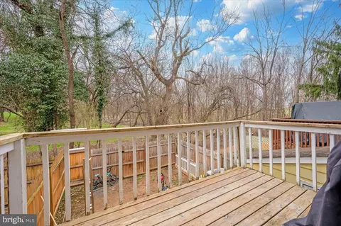 Exterior - 1864 Murdock Ct, Frederick, MD 21702 photo 2 of 9