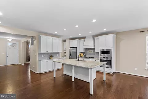 Kitchen - 8422 Cliffview Ln, Frederick, MD 21704 photo 3 of 4